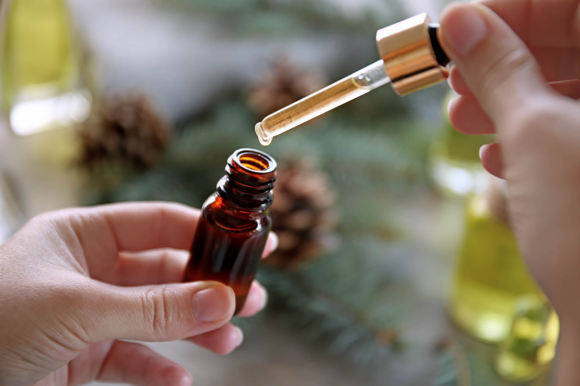 The 4 Best Essential Oils for Natural Pain Relief