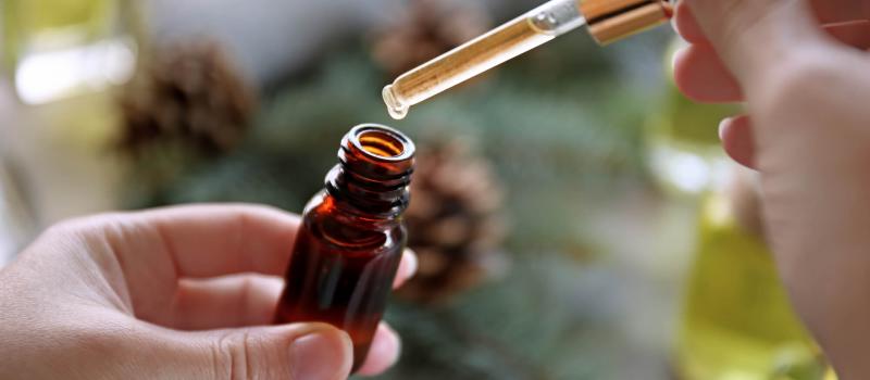 The 4 Best Essential Oils for Natural Pain Relief