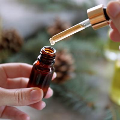 The 4 Best Essential Oils for Natural Pain Relief