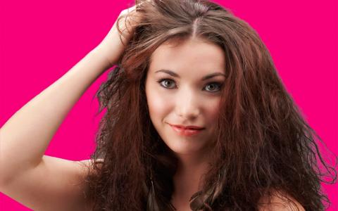 How to Get Rid of Frizzy Hair